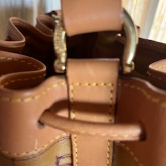 Alviero Martini  Prima 1A Classe Geo Medium  Bucket bag - Picture 3 of 12